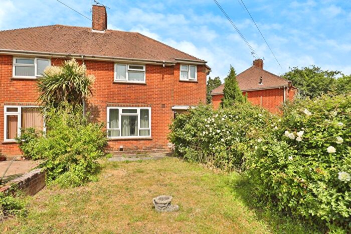 2 Bedroom Maisonette For Sale In Edward Road, Christchurch, Dorset, BH23