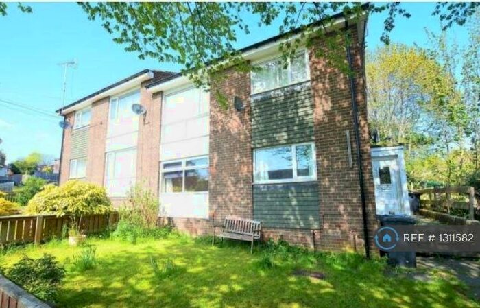 2 Bedroom Flat To Rent In Newton Hall, Durham, DH1