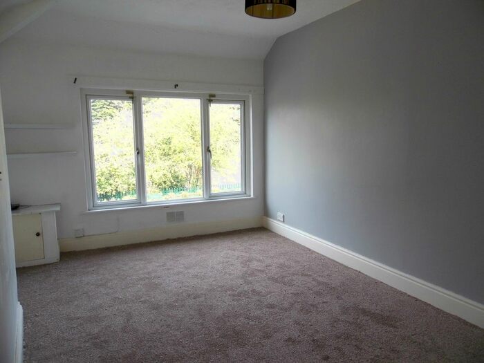 1 Bedroom Flat To Rent In Penybont Road, Pencoed, Bridgend, Pen-Y-Bont Ar Ogwr, CF35
