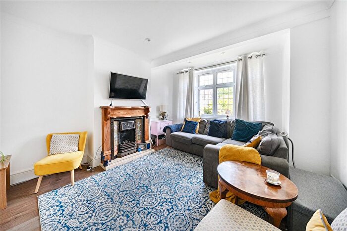 3 Bedroom Terraced House For Sale In Hill Close, Chislehurst, BR7