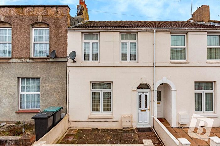 3 Bedroom Terraced House For Sale In Peacock Street, Gravesend, Kent, DA12
