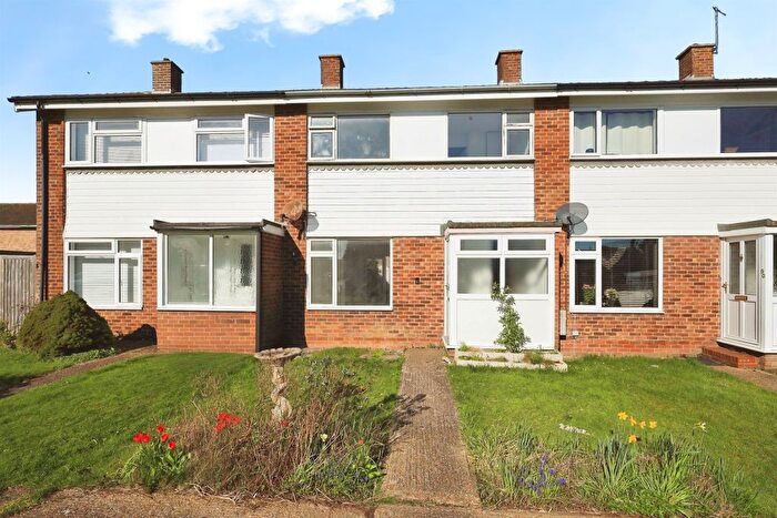 3 Bedroom Semi-Detached House For Sale In Oxendean Gardens, Eastbourne, BN22