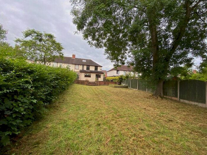 3 Bedroom Property To Rent In Whitfield Avenue, Newcastle-Under-Lyme, ST5