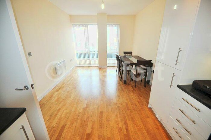 1 Bedroom Apartment To Rent In Axminster Road, London, N7