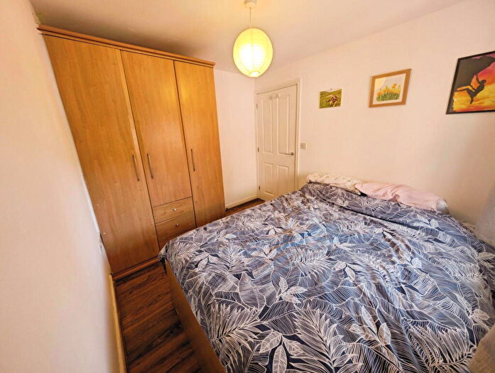 1 Bedroom Coach House For Sale In Knights Walk, Caerphilly, CF83