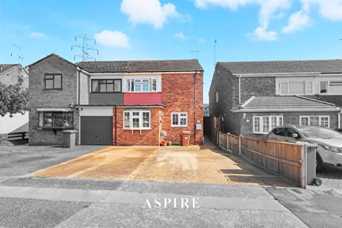 3 Bedroom Semi-Detached House For Sale In Video Presentation Inside -Somerset Road, Linford, Stanford-Le-Hope, SS17