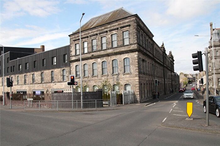 2 Bedroom Flat For Sale In Pilmuir Street, Dunfermline, KY12