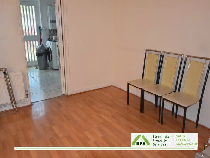 3 Bedroom Flat To Rent In Lansdowne Road, Tottenham, N17