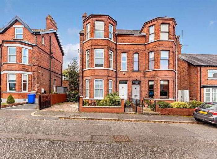 5 Bedroom Semi-Detached House For Sale In Marlborough Park Central, Belfast, BT9