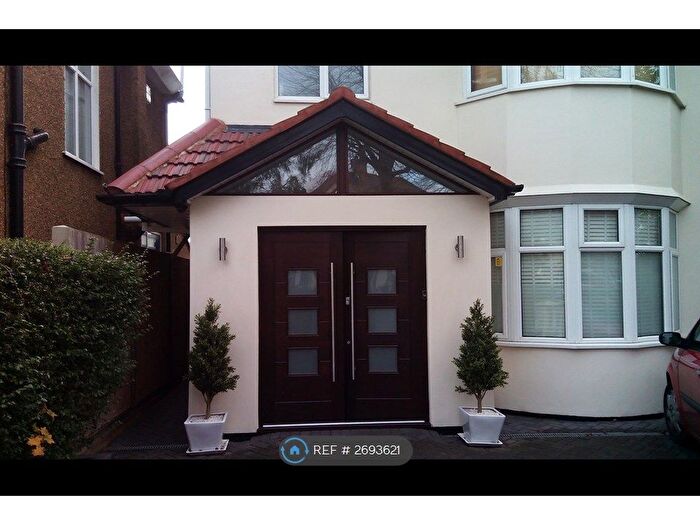 1 Bedroom Studio To Rent In Headstone Lane, London, HA2
