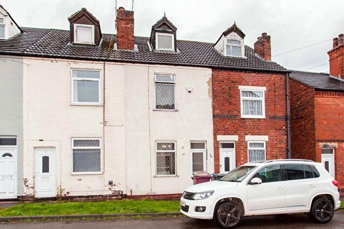 3 Bedroom Terraced House To Rent In Spencer Street, Bolsover, S44