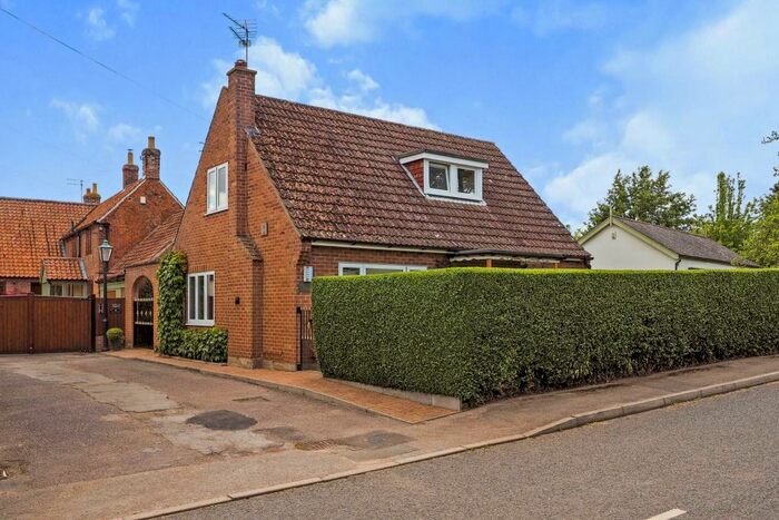 3 Bedroom Detached House For Sale In Hardigate Road, Cropwell Butler, Nottingham, NG12