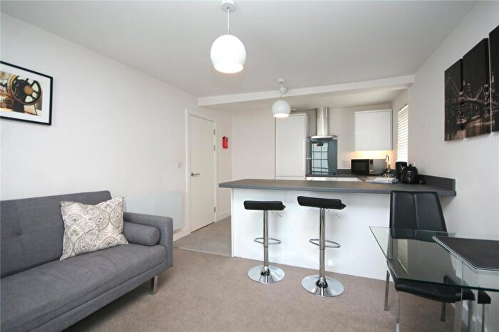 1 Bedroom Apartment To Rent In High Street, Cheltenham, Gloucestershire, GL50