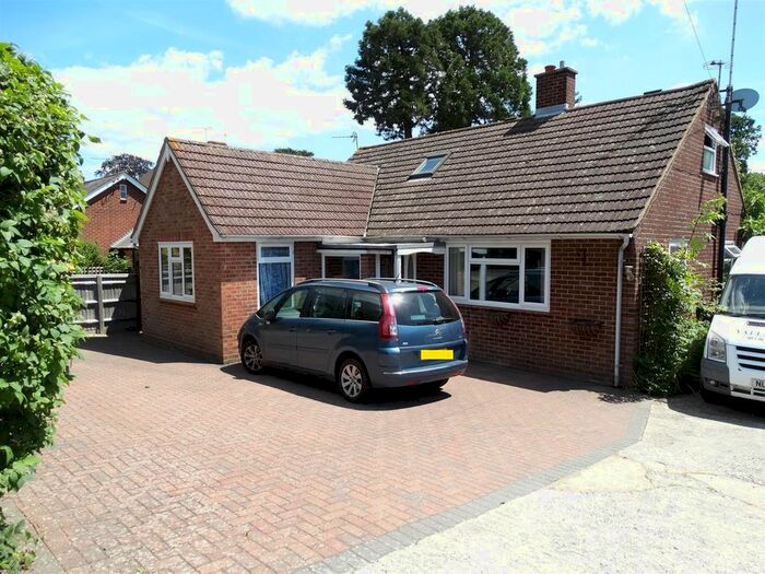 3 Bedroom Detached Bungalow To Rent In Wilsley Pound, Cranbrook, TN17
