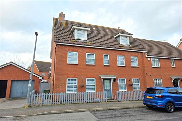 5 Bedroom Semi Detached House For Sale In Clay Pits, Braintree, CM7