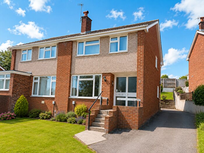 3 Bedroom Semi-Detached House For Sale In Fern Rise, Newport, NP20