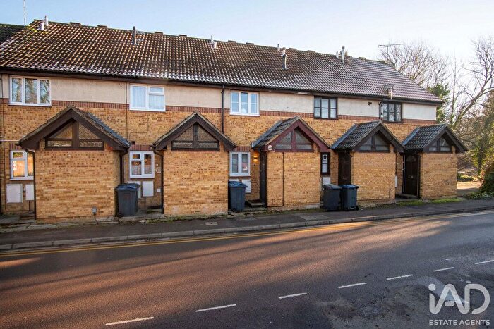 2 Bedroom Terraced House To Rent In Southmill Road, Bishop's Stortford, CM23