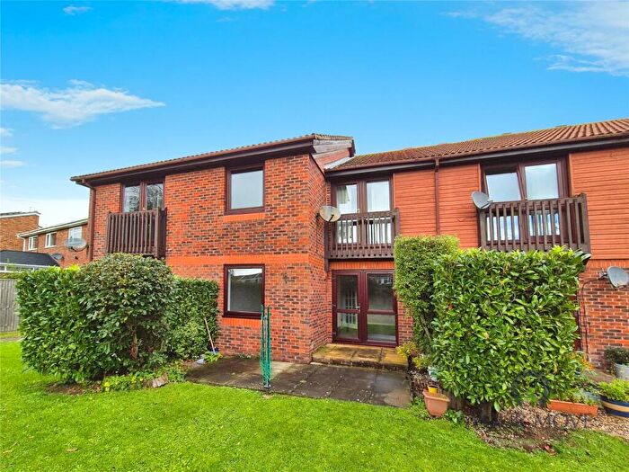 2 Bedroom Flat To Rent In Black Path, Polegate, East Sussex, BN26