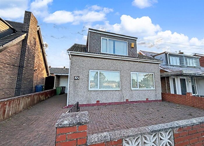 3 Bedroom Detached House For Sale In Hedworth Lane, Jarrow, NE32