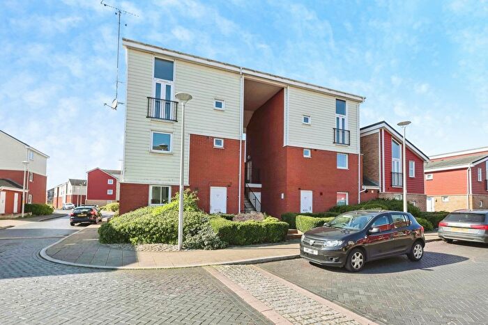 3 Bedroom Flat For Sale In Austin Street, Birmingham, West Midlands, B35