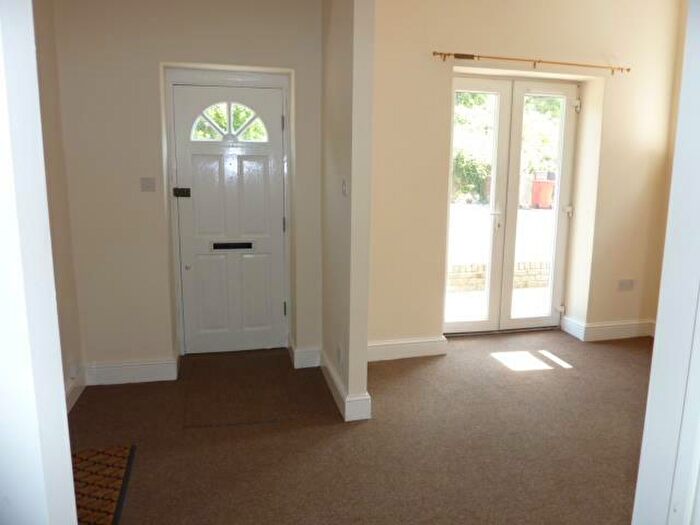 2 Bedroom Flat To Rent In Hilary Mews, Barry, CF63