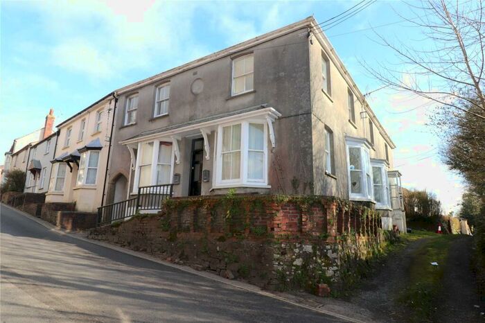2 Bedroom Flat To Rent In Southbank, Holsworthy, EX22