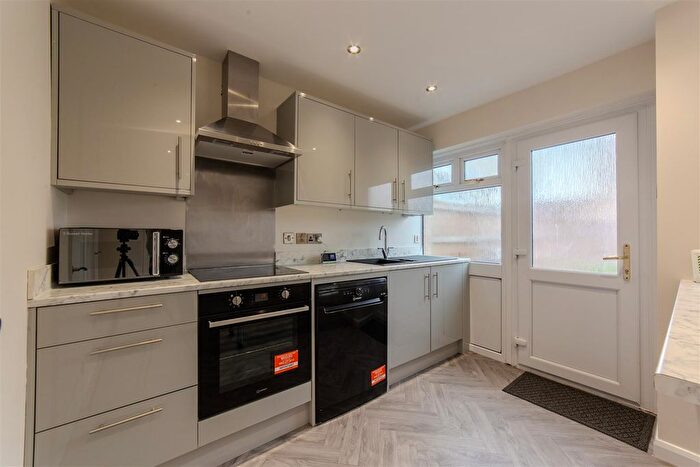 3 Bedroom End Of Terrace House For Sale In Llewellyn Road, Cwmbran, NP44