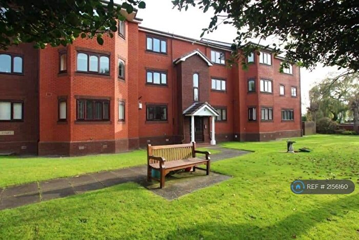 2 Bedroom Flat To Rent In Park Avenue, Southport, PR9