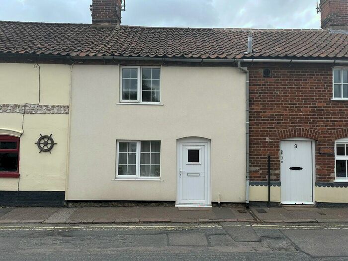 2 Bedroom Cottage To Rent In Fen Lane, Beccles, NR34