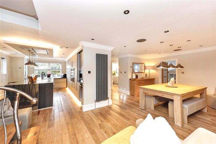 5 Bedroom Detached House For Sale In Mount Frost Gardens, Markinch, Glenrothes, KY7
