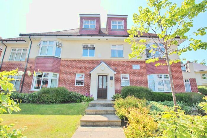 1 Bedroom Flat To Rent In Talbot Road, Winton, Bournemouth, BH9