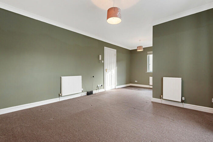 2 Bedroom Apartment To Rent In Wasdale Close, Kendal, Cumbria, LA9