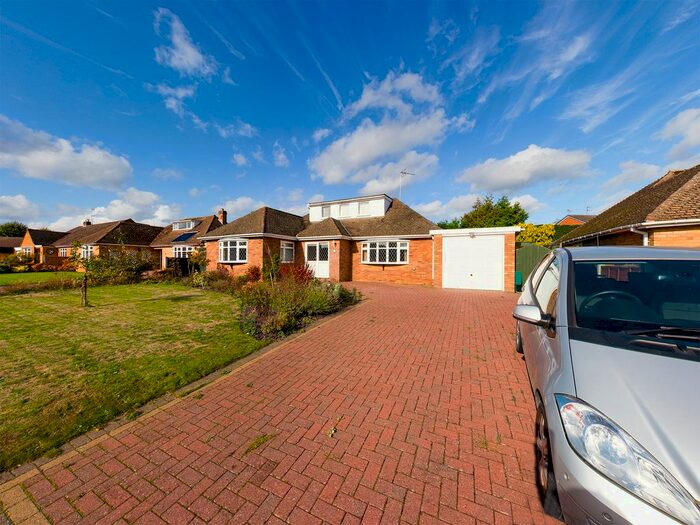 5 Bedroom Bungalow For Sale In Bower Hill Drive, Stourport On Severn, DY13