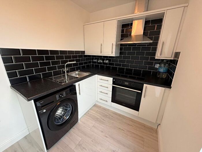 1 Bedroom Flat To Rent In Palace Court, Tunstall, Staffordshire, ST6