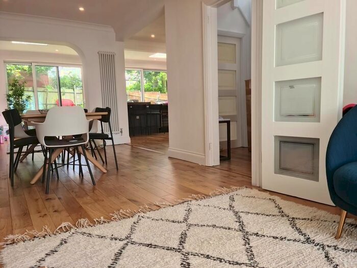 5 Bedroom Property To Rent In Sunnyfield, London, NW7