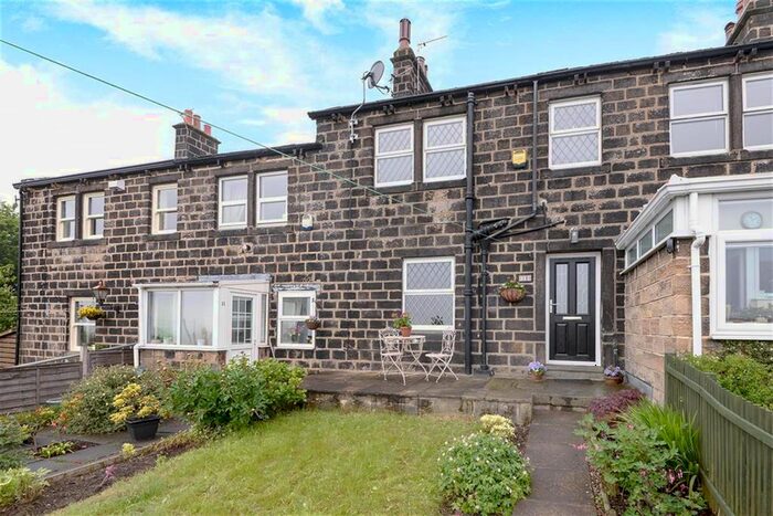 2 Bedroom Terraced House To Rent In North Terrace, Yeadon, Leeds, LS19