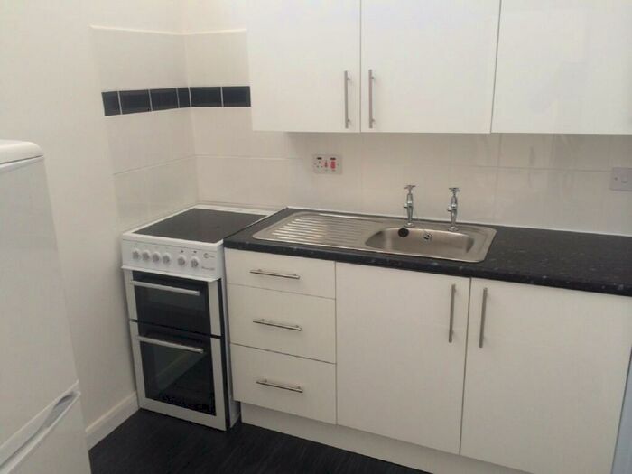 2 Bedroom Apartment To Rent In Dorchester Parade, Hazel Grove, Stockport, SK7