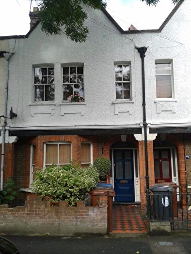 1 Bedroom Flat To Rent In Carr Road, Walthamstow, Waltham Forest, E17