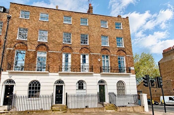 4 Bedroom End Of Terrace House For Sale In Canonbury Square, London, N1
