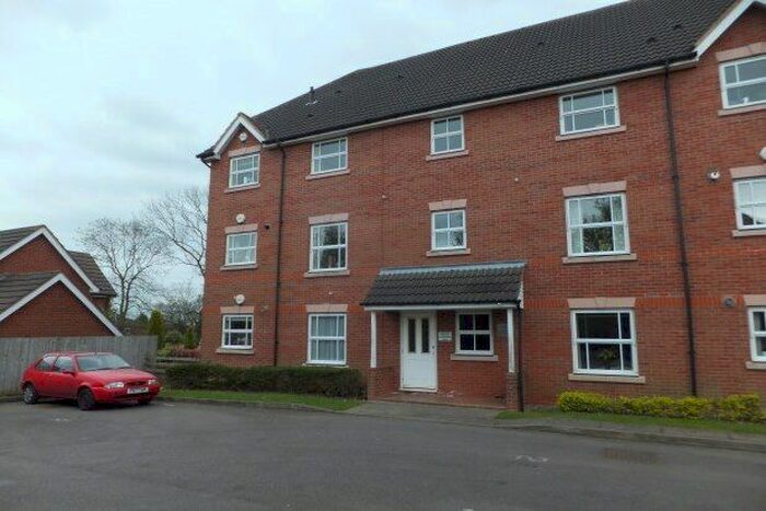 2 Bedroom Flat To Rent In Gunner Grove, Sutton Coldfield, B75