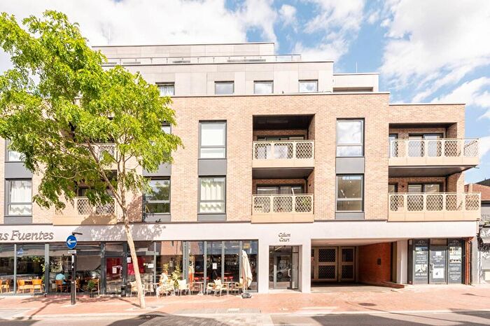 2 Bedroom Flat To Rent In Calum Court, Central Purley, Purley, CR8