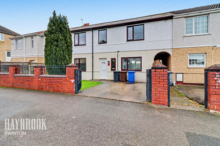 4 Bedroom Terraced House For Sale In Tudor Street, Thurnscoe, S63