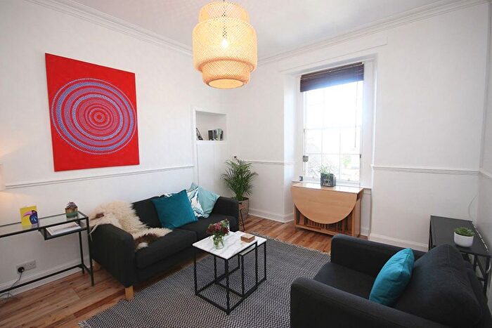 2 Bedroom Flat To Rent In Adelphi Place, Portobello, Edinburgh, EH15