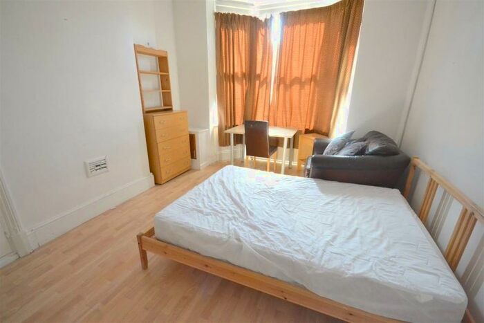 5 Bedroom House To Rent In Welford Road, Clarendon Park, Leicester, LE2