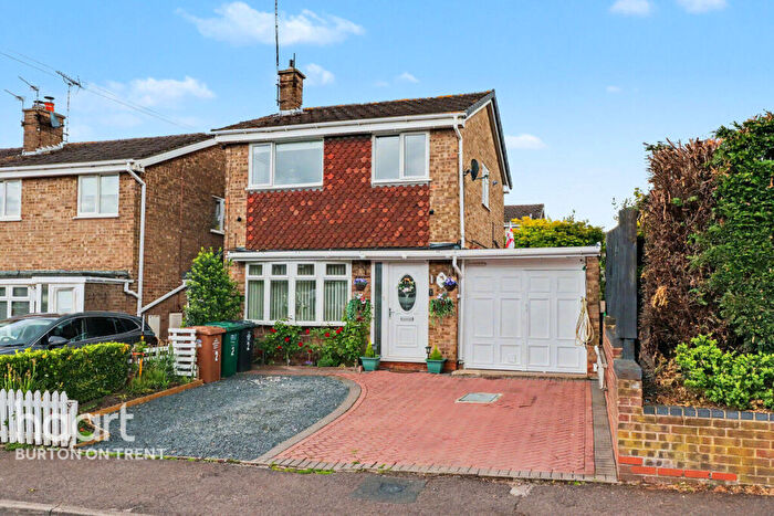 3 Bedroom Detached House For Sale In Ruston Close, Swadlincote, DE11