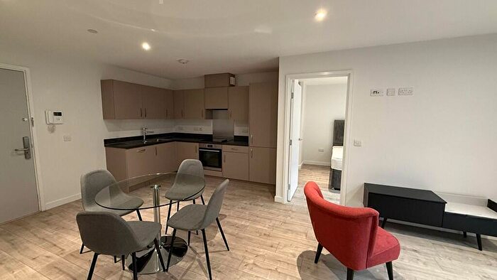 2 Bedroom Apartment To Rent In Crocus Street, Nottingham, Nottinghamshire, NG2