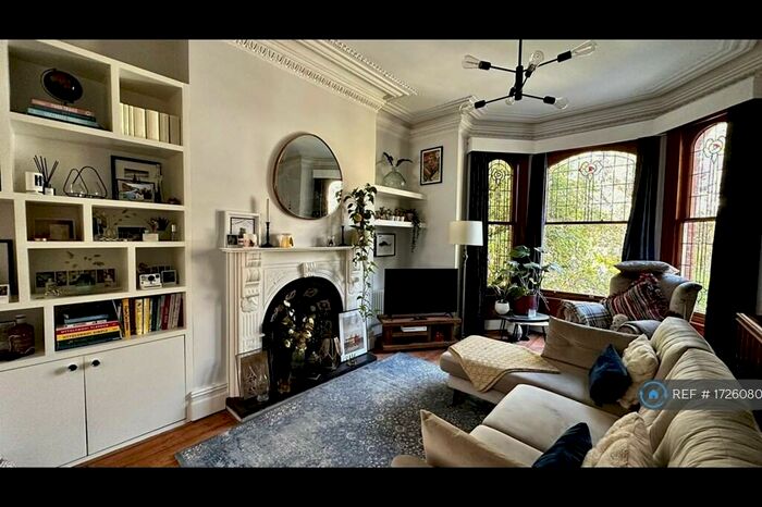 2 Bedroom Flat To Rent In Parsonage Road, Manchester, M20