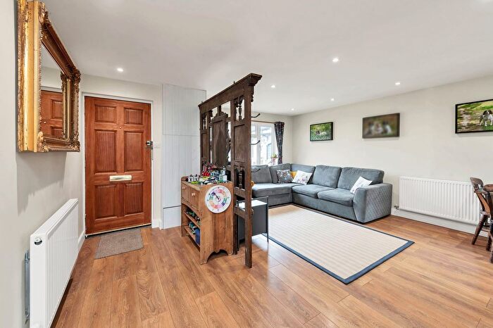 2 Bedroom Semi-Detached Bungalow For Sale In Malthouse Way, Barrington, CB22