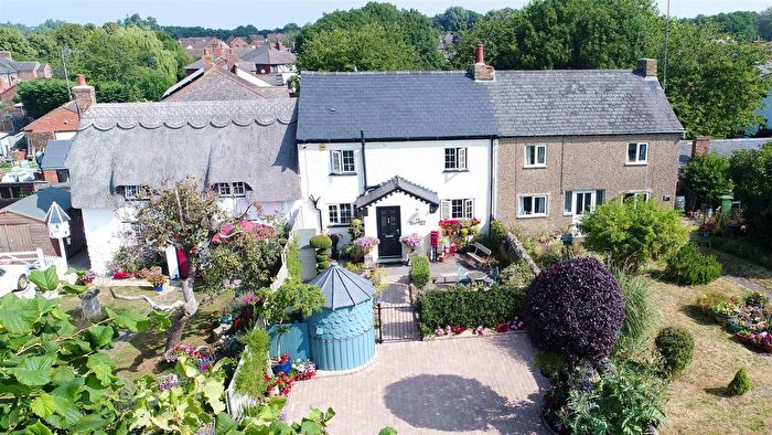 3 Bedroom Property For Sale In Vicarage Road, Bradwell, Milton Keynes, MK13