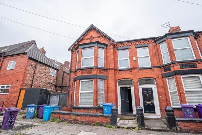 6 Bedroom Terraced House To Rent In Bedroom House, Lidderdale Road, L15